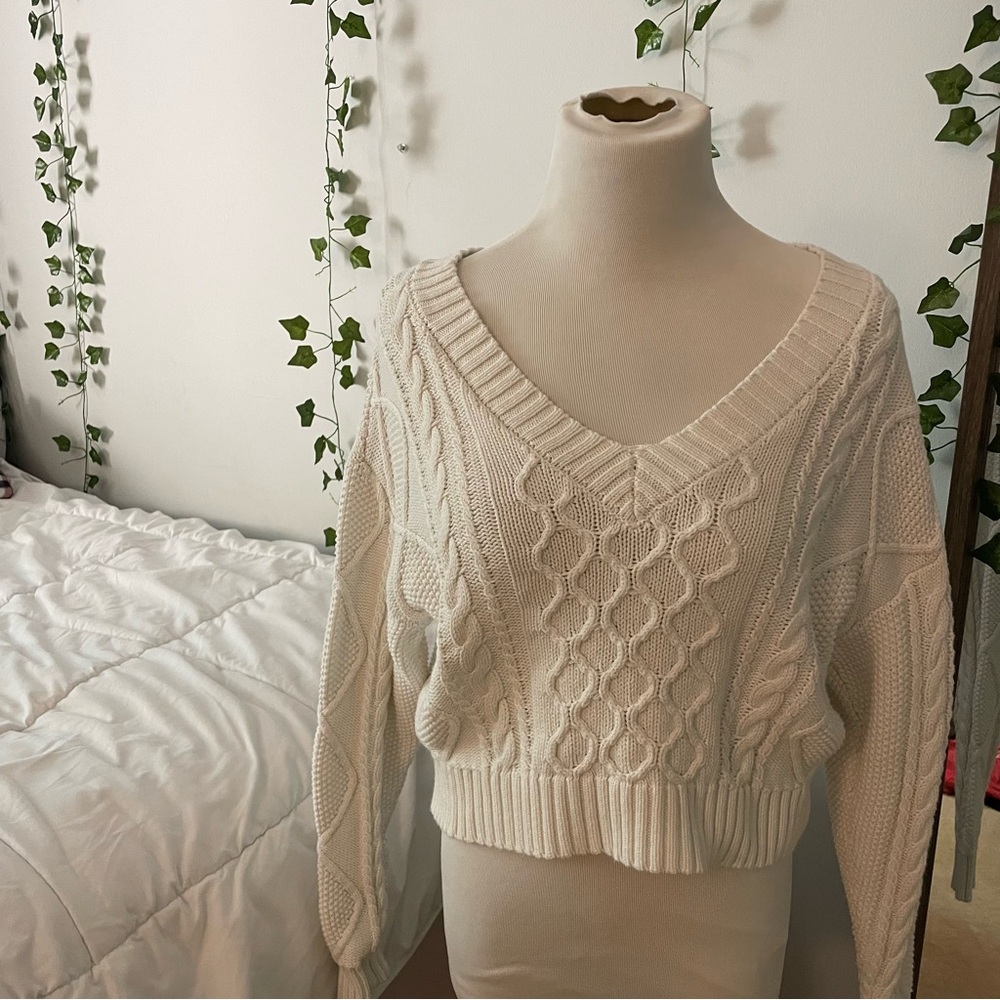 Tilly’s White/Cream Small RSQ Sweater